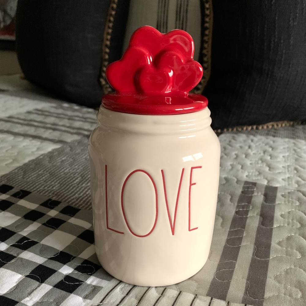 Rae Dunn ‘LOVE’ Small Canister